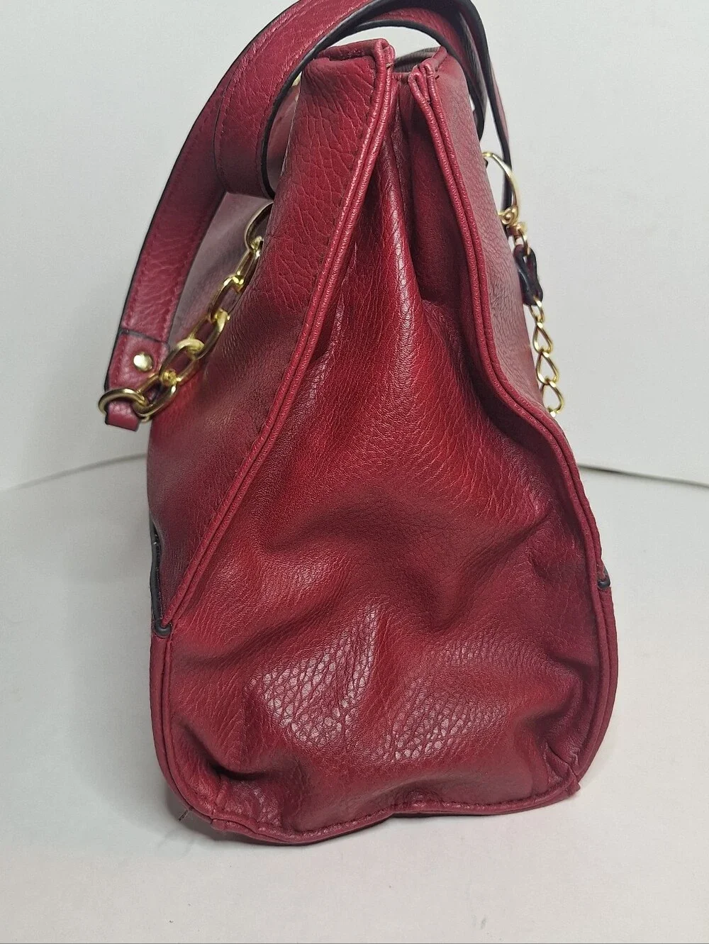Bueno Red Faux Vegan Leather Shoulder Bag Gold Chain Strap Charm Medium Purse